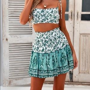 Hello Molly No Time For Talking Skirt White
Size Small